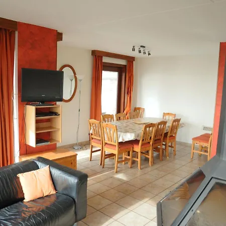 Family In Stunning Setting, With Outdoor Swimming Pool And Large Garden Feriehus Somme-Leuze